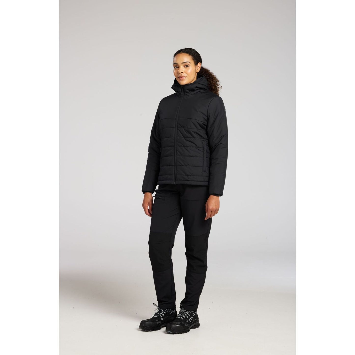 Portwest Dames regenkleding Alle Weersomstandigheden Jas S613 professioneel dames capuchon gevoerd baffle zwart(BK)