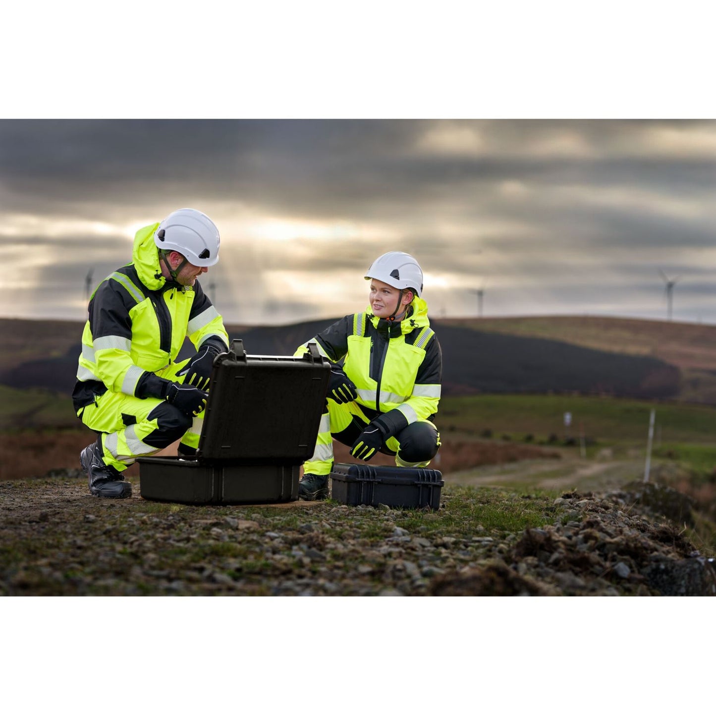 Portwest PW3 Hoge zichtbaarheid Regenjas T161 Hi-Vis (3L) geel-zwart(YB)