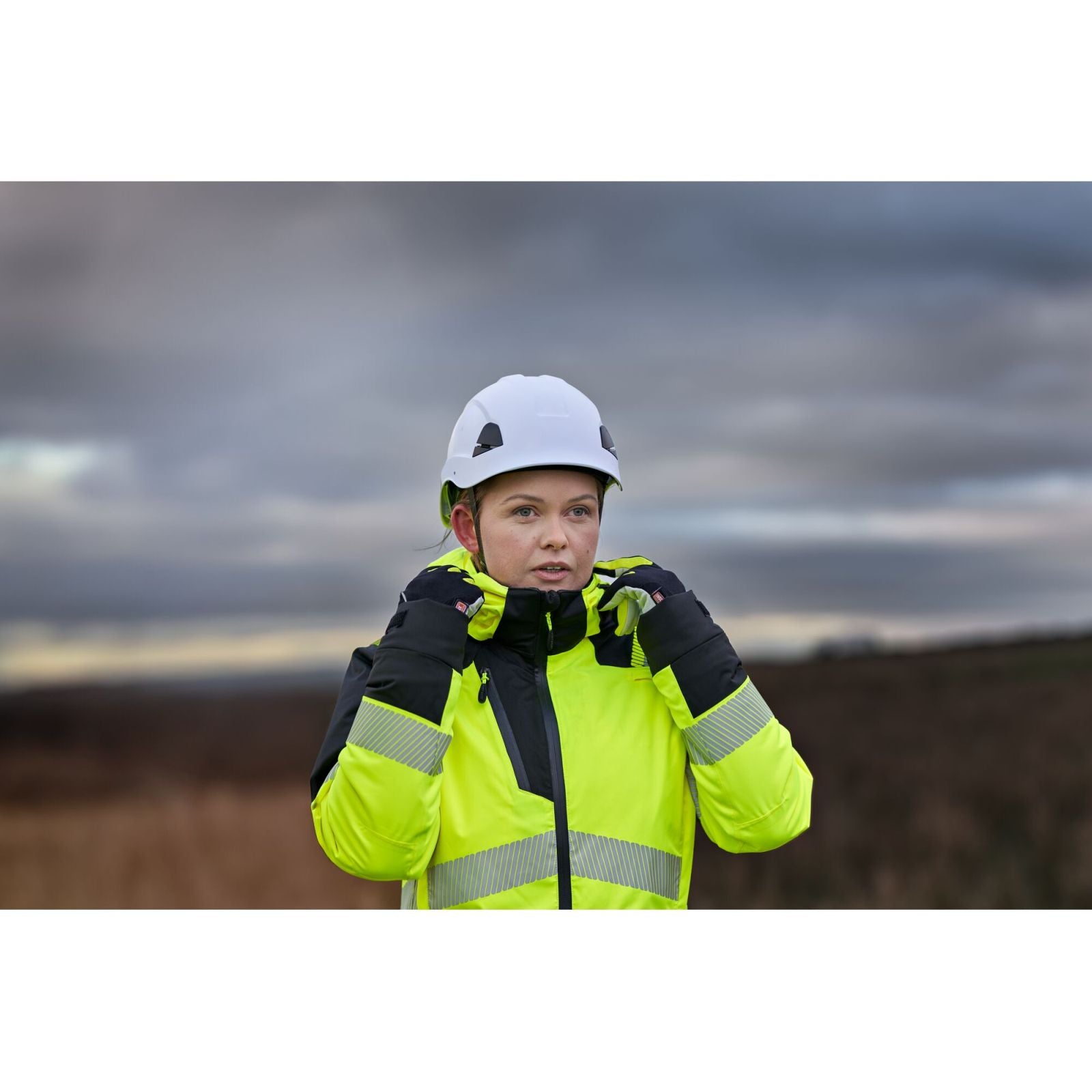 Portwest PW3 Hoge zichtbaarheid Regenjas T161 Hi-Vis (3L) geel-zwart(YB)