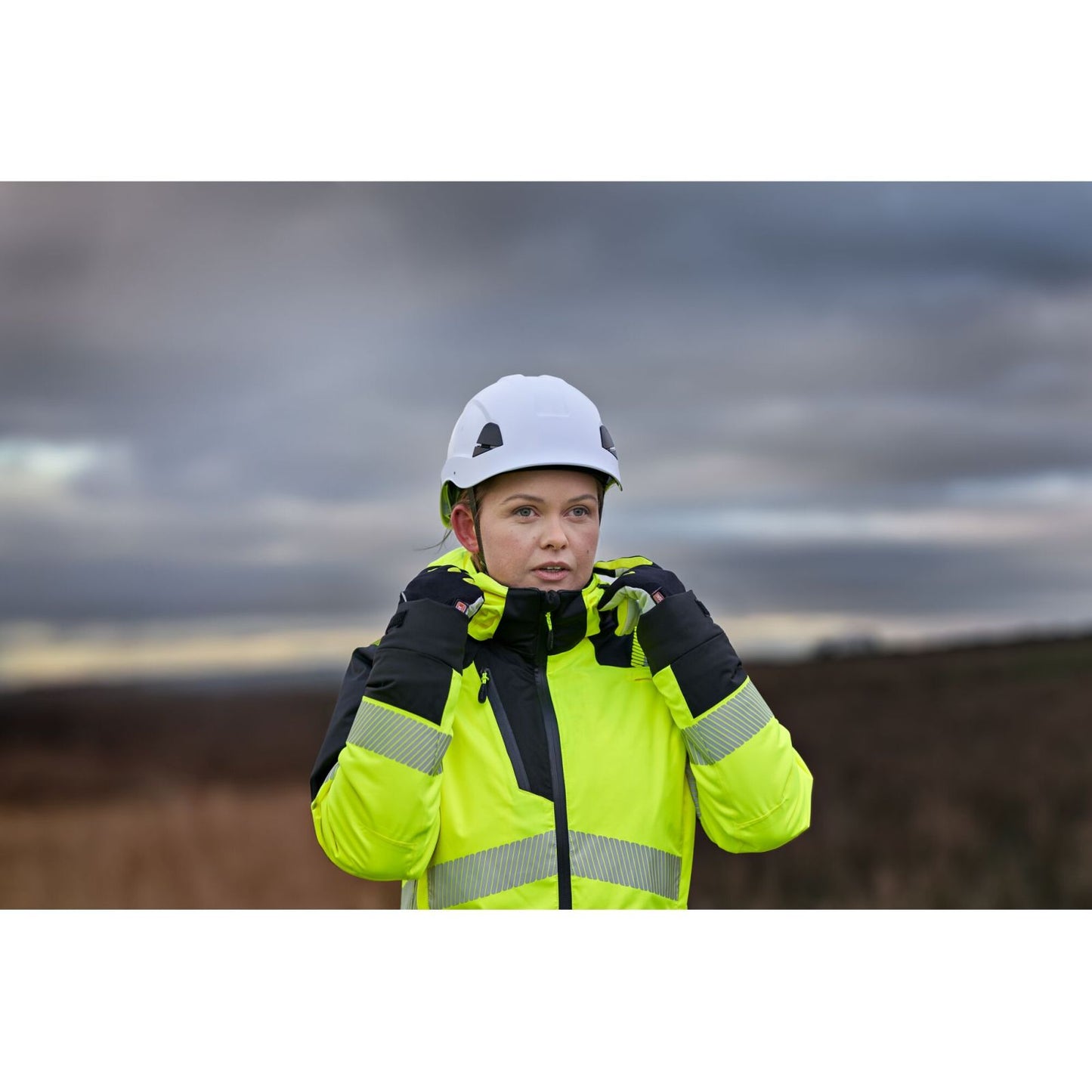 Portwest PW3 Hoge zichtbaarheid Regenjas T161 Hi-Vis (3L) geel-zwart(YB)