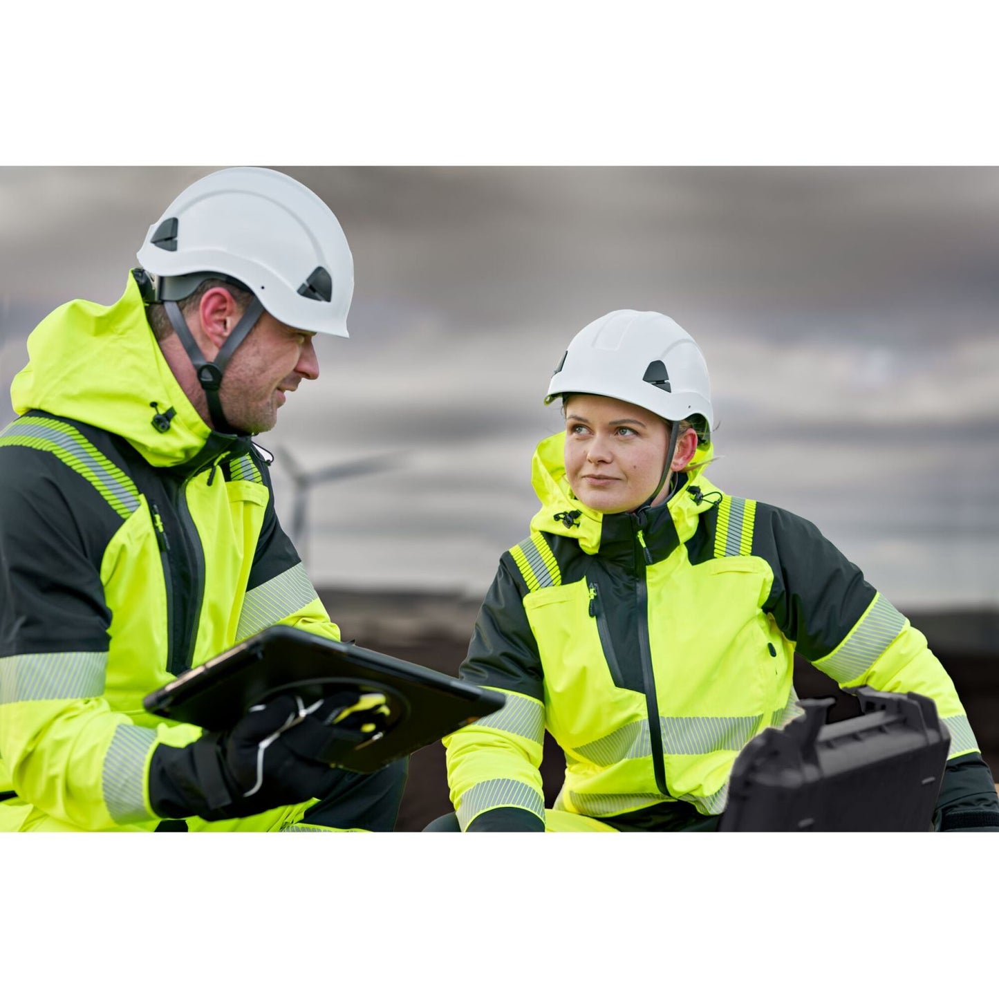 Portwest PW3 Hoge zichtbaarheid Regenjas T161 Hi-Vis (3L) geel-zwart(YB)